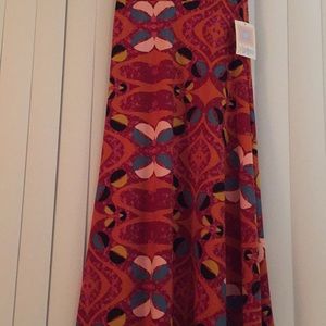 Long skirt. Aztec rustic look. New.